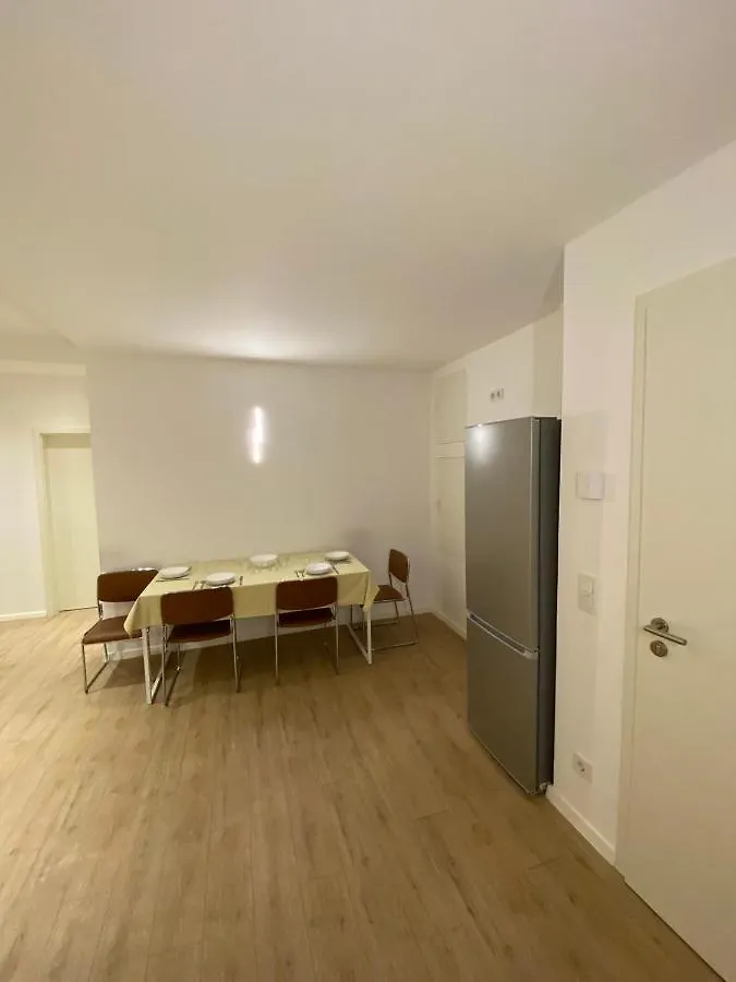 아파트 Studio-Apartment Am Wehrhahn 38 뒤셀도르프