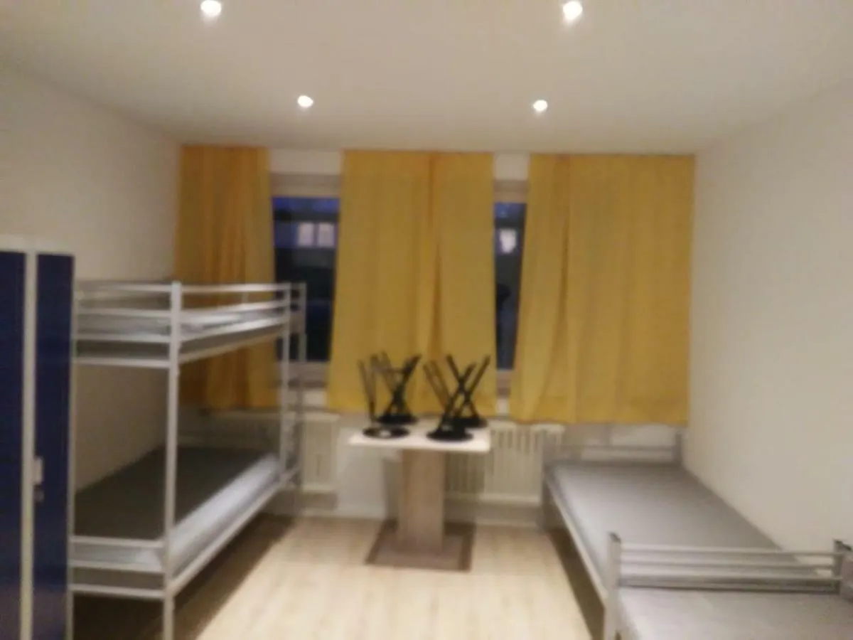 Studio-Apartment Am Wehrhahn 38 뒤셀도르프 독일