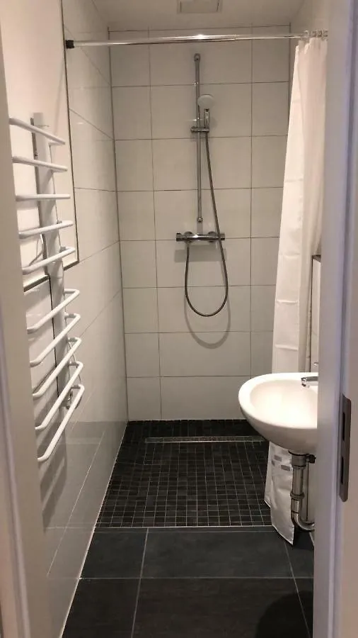 Studio-Apartment Am Wehrhahn 38 뒤셀도르프 독일